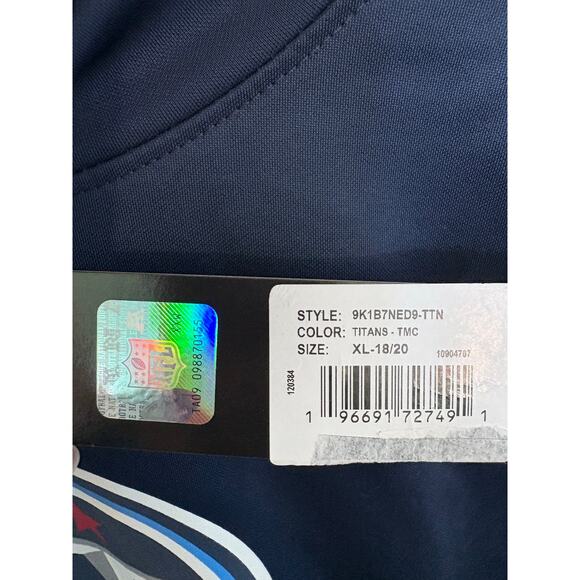 NFL Outerstuff Boys Tennessee Titans Logo Performance Hoodie Blue Size XL 18/20 - Picture 6 of 6